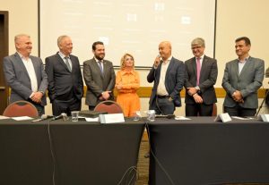 Titulo Visitante Ilustre Vinicius Benevides Presidente da Abar recebe título de Visitante Ilustre” da Cidade de Campo Grande